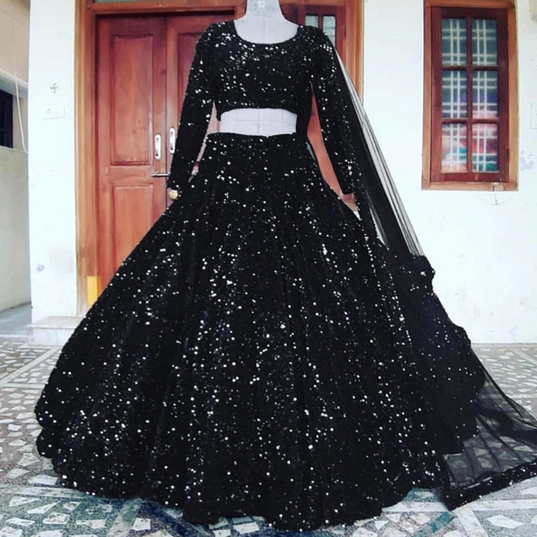 Fasionable Lahenga - semi -stiched