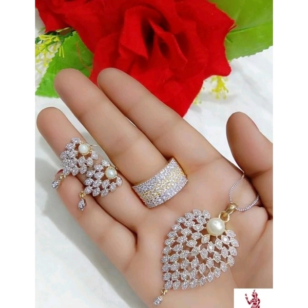 Process Jewellery Set