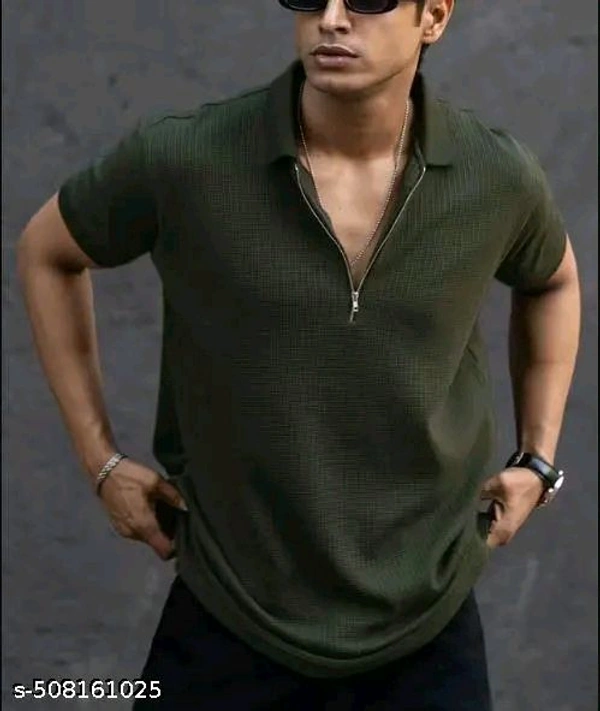 Zipper T shirt - M