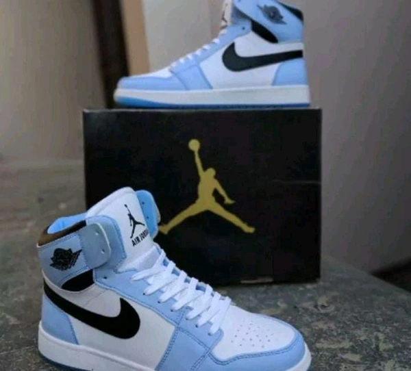 Jordon High "Universe Blue" - UK 9