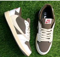 Travis Scott "Reverse Mocha" - Uk 9