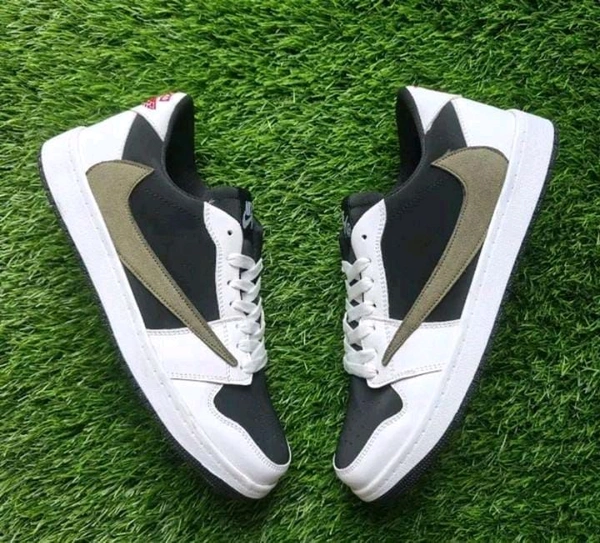 Travis Scott "Olive" - Uk 9