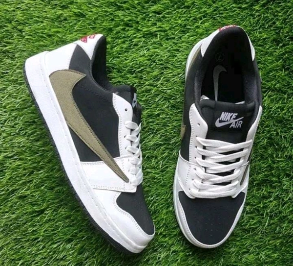 Travis Scott "Olive" - Uk 9