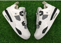Retro 4 " Military Black" - Uk9