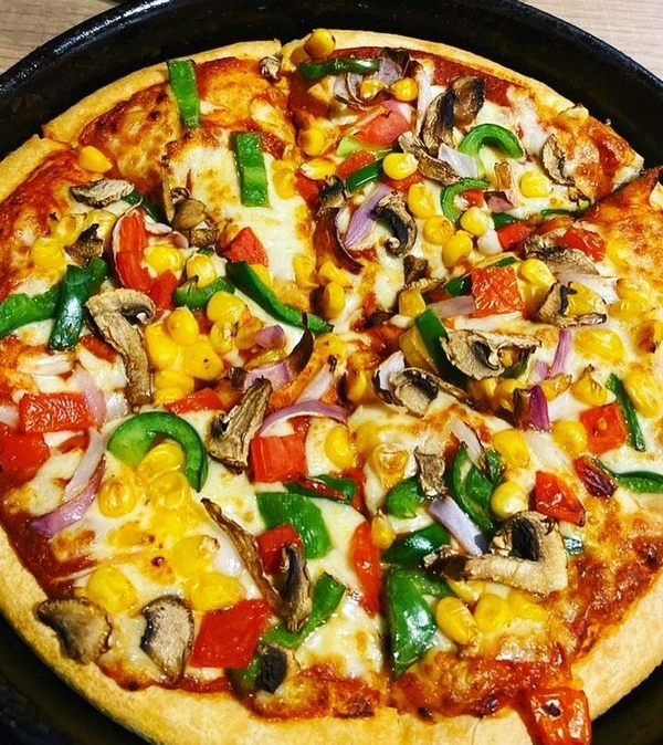 Veg Delight Pizza  - Medium