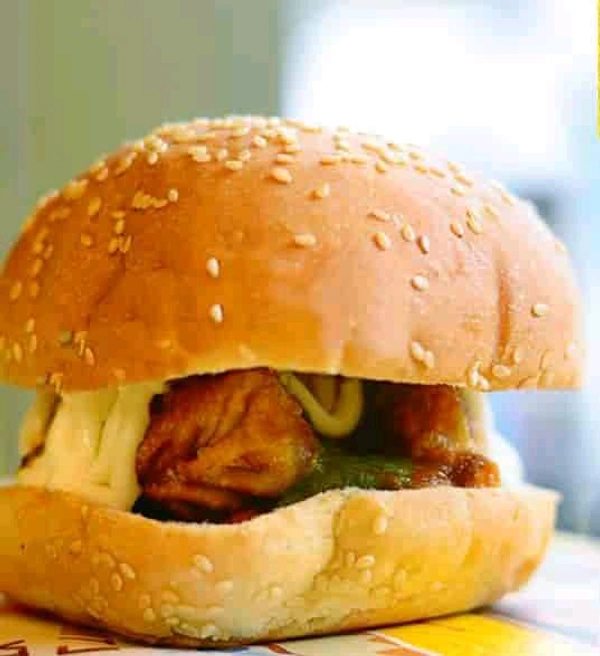 Veg Momos Burger 