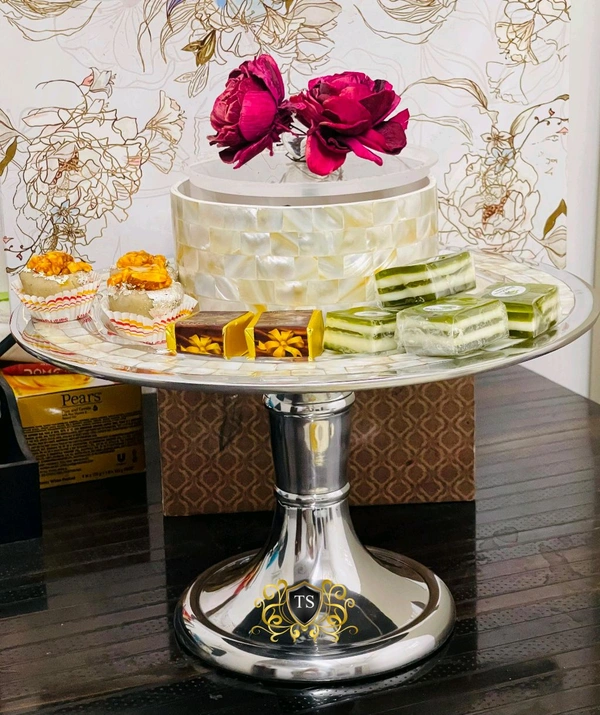 Pnm Mother Of Pearl Cake Stand