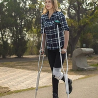 TYNOR AUXILIARY CRUTCH, SILVER, 1 PAIR - L