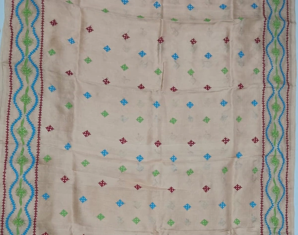 SKU0952 : Pure Silk | Gujrati Work – kantha Stitch - Kantha Stitch, Dry Clean Only, Yes