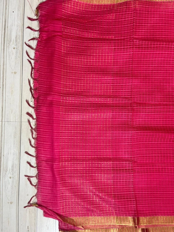 SKU0845 : Resham-Muga saree – Gorgeous, Lightweight & Breathable Fabric - Hand Wash, Yes