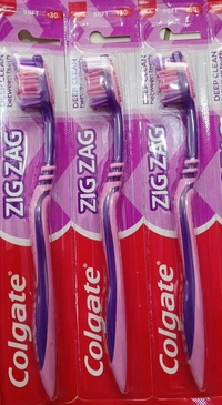 COLGATE ZIGZAG TOOTHBRUSH - 1 PCS