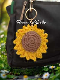 Sunflower Keyring 🌻 - Gold, 5 Inches