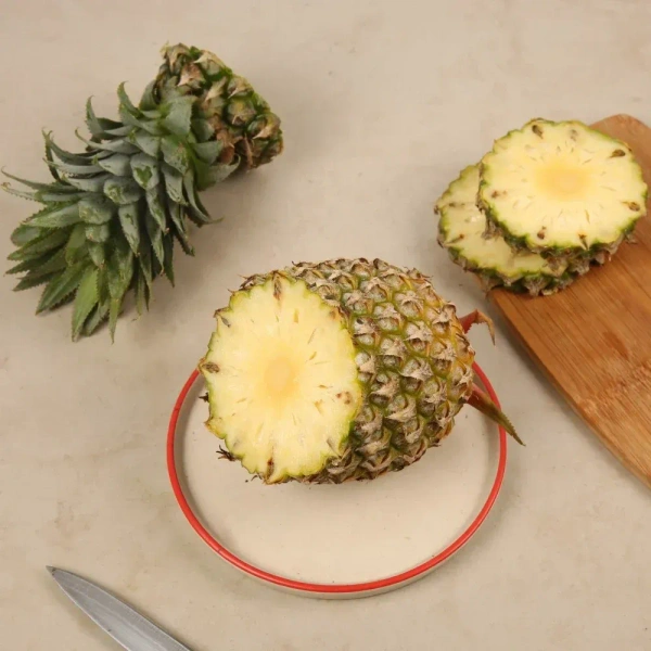 Pineapple (Ananas) - 1 pc (800 g - 1000 g)
