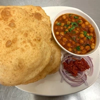 Chole Bhature - 2 Bhature