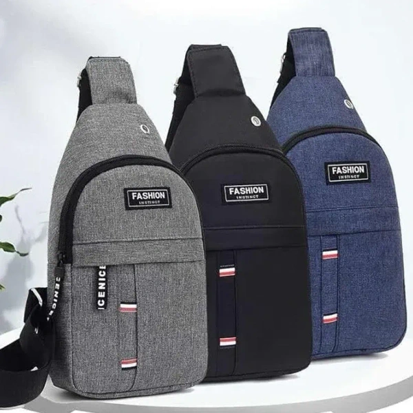 Waterproof Waist Bag, Shoulder Bags USB Charging Earphone Hook Sling Travel Bag (1 Pc / Mix Color)
