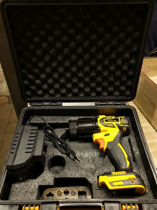 Golden Bullet  Cordless Riveter