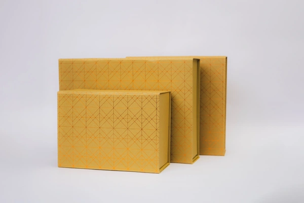 Sunbaked Khaki - 12.9x4.7x4.1 inch, Khakhi