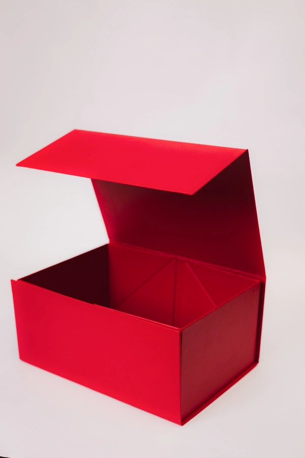 Cerise Crush - 9x6x3.9 inches, Red