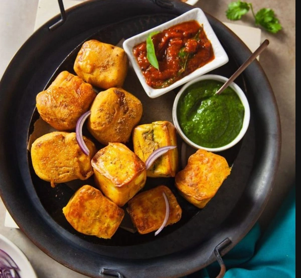 Paneer Pakoda (8 Pcs) - Suruchi Hotel & Restaurant
