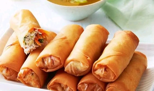 Chicken Spring Roll ( 2 Pieces) - Darjeeling Momo Stall