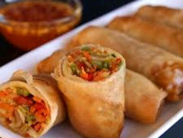 Veg Spring Roll ( 2 Pieces) - Darjeeling Momo Stall