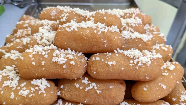 Chamcham - Rosogolla