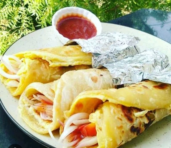 Egg Roll - Chhuti Restaurant