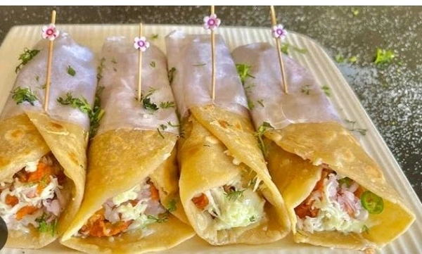Veg Cheese Roll  - Daddy's Cafe