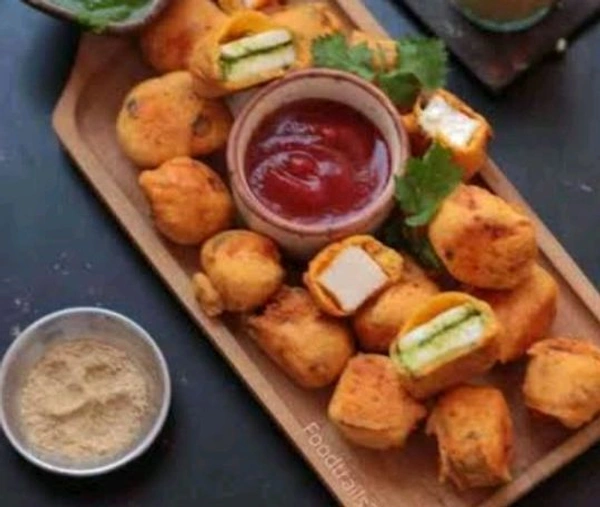 Paneer Pakoda (8pc) - Bagicha Restaurant