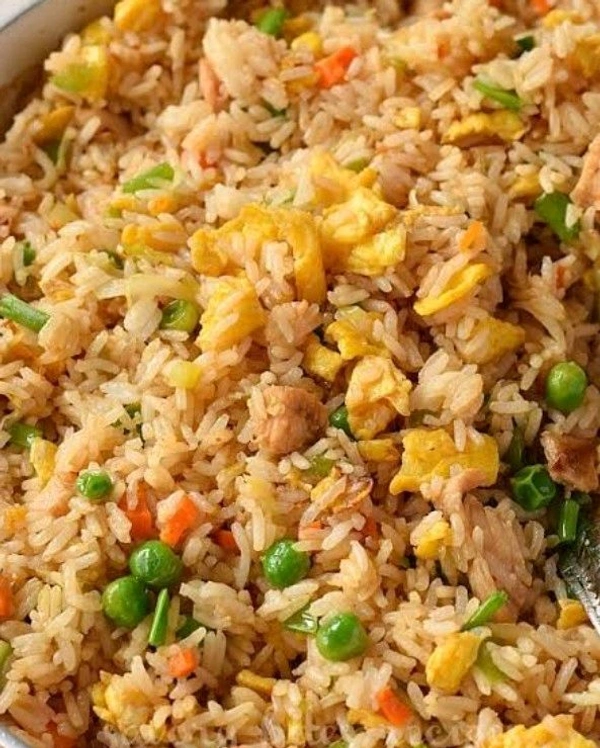 Egg Chicken Fried Rice (Chinese) - Chhuti Restaurant