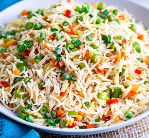 Veg Fried Rice (Chinese) - Chhuti Restaurant