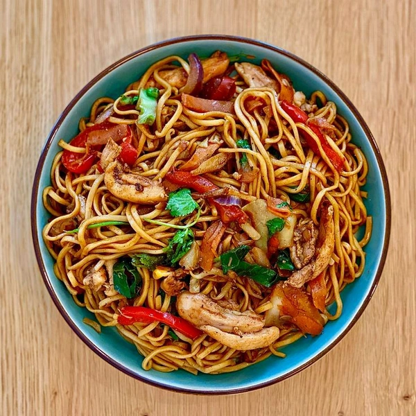 Chilli Garlic Chicken Noodles  - Bagicha Restaurant