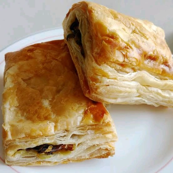 Veg Puff - 1 Piece 