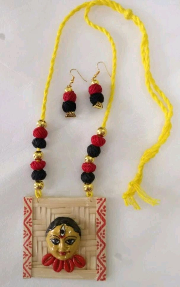  Fabric Beautiful jewelry,earrings Durga Face 🥰💫🌟 - Red, Free
