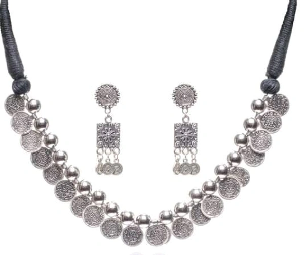 Smooth and Cool Martini Necklace 💫🌟 - Gray, Free