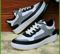 Stylish Black & White Casual Sneakers – Trendy & Comfortable Footwear for Men" - 8