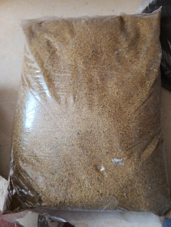 Pila Hawan Dhup (हवन धूप ) 1 Kg