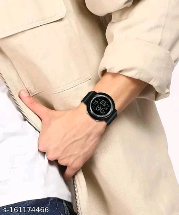 AKIROX AQUABLAZE™ Tactical Waterproof Digital Sports Watch