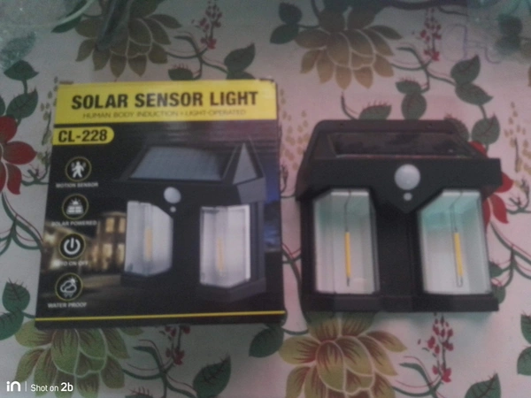 Imported SOLAR OUTDOOR WALL LAMB  - Black