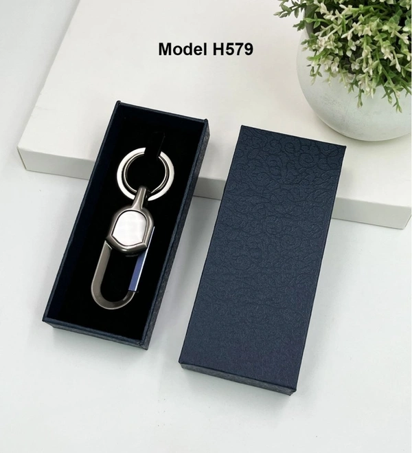Caro Stylish & Durable Gun Metal Carabiner Metal Hook Keychain - Blue