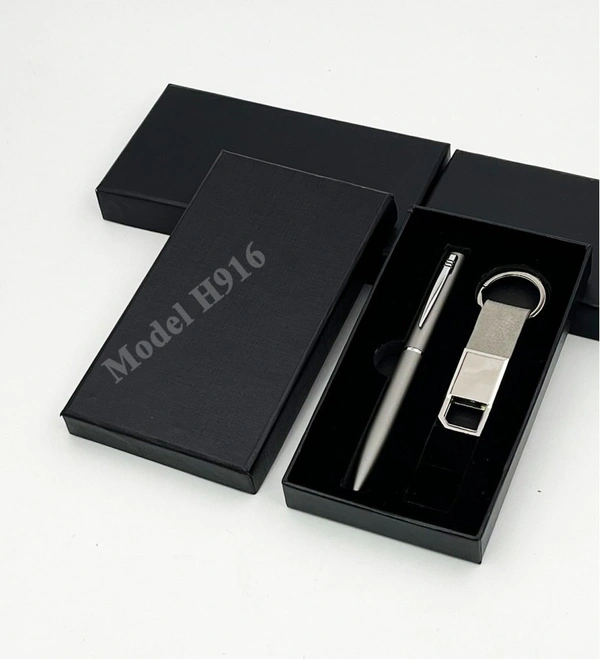 Caro 2 in 1 Giftset - PU Metal Keychain with Metal Ball Pen - Black