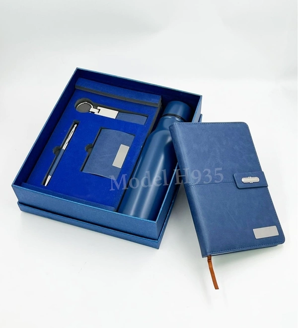 Caro 5 in 1 Premium Giftset Steel Water Bottle, PU Leather Diary, Metal Ball Pen, Card Holder and Keychain - Blue