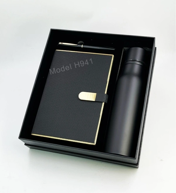 Caro 3 in 1 Giftset - A5 Diary, Steel Bottle and Metal Ball Pen - A5 - 750ml, Blue