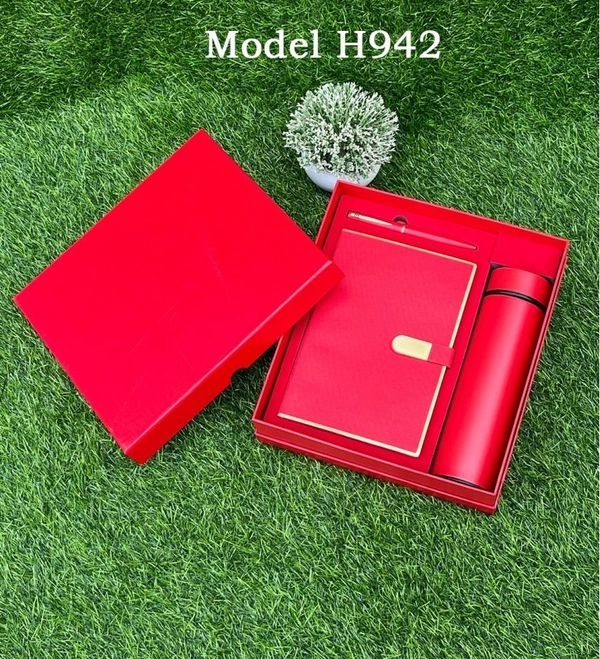 Caro 3 in 1 Giftset - Flask Bottle, Diary & Pen - A5 - 500ml, Red