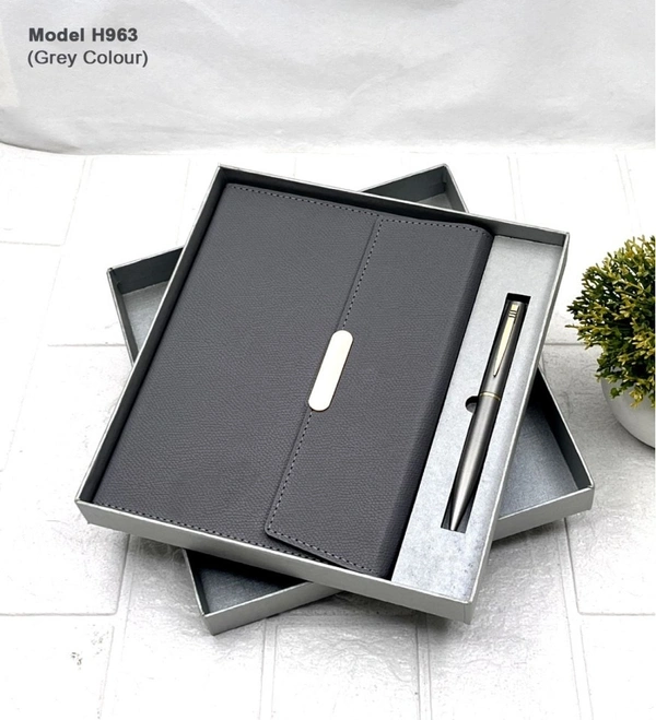 Caro 2 In 1 Gift Set A5 Notebook Diary with Metal Ball Pen - Black