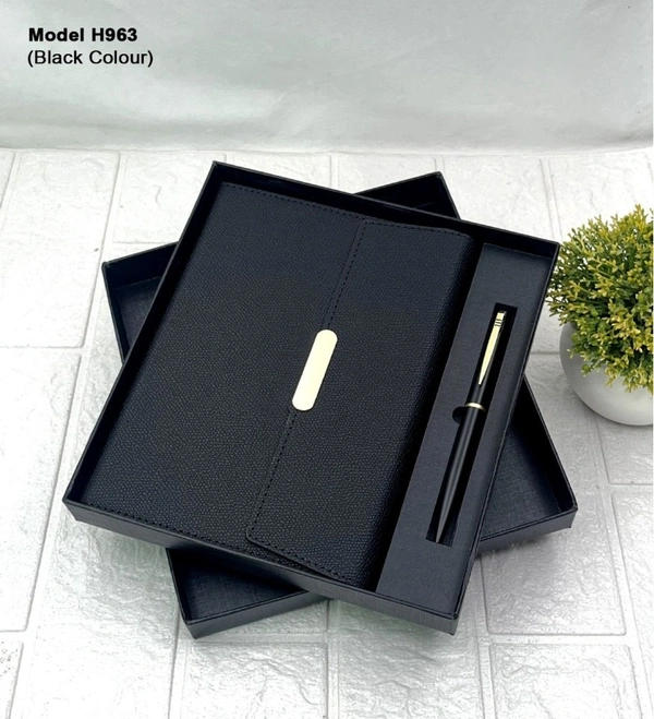 Caro 2 In 1 Gift Set A5 Notebook Diary with Metal Ball Pen - Black
