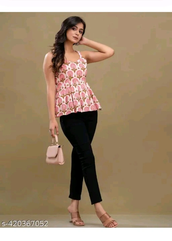 Stylish Trendy Fabulous Women Crop Top  - Pink, S