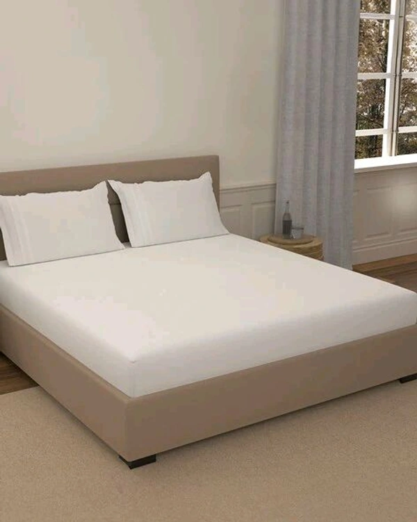 Super King Size Bedsheet 3 X 3 Meter Bed Sheet With 2 Pillow Covers White Plain Heavy Tc Premium Quality Smooth Bedsheet Shop Online - 3.00 M X 3.00 M