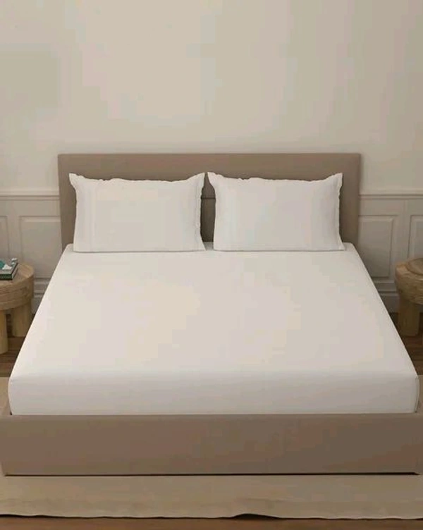 Super King Size Bedsheet 3 X 3 Meter Bed Sheet With 2 Pillow Covers White Plain Heavy Tc Premium Quality Smooth Bedsheet Shop Online - 3.00 M X 3.00 M