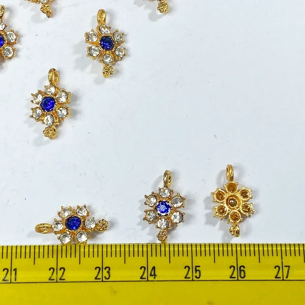 Meena Kundan Stone White and Blue Color Flower Shape for jewelry making - 10 Pieces